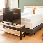 Hotel Staycity Centre 4*