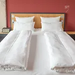 Staycity Centre Hotel