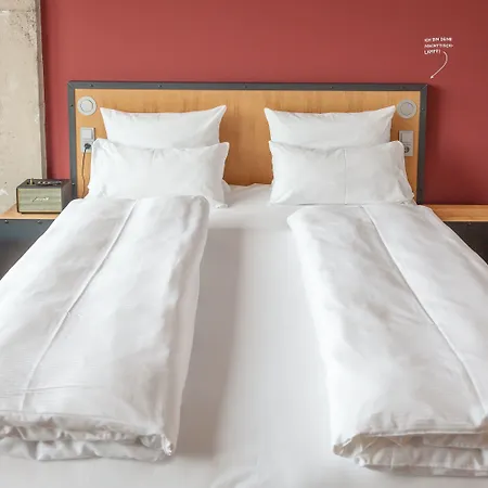 Staycity Centre מלון דירות