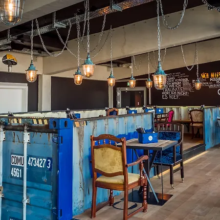 Hotel Staycity Centre 4*