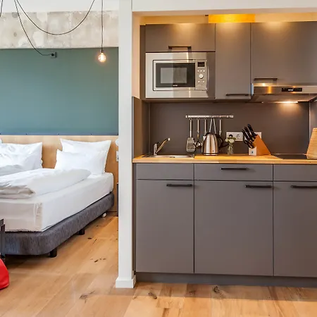 Staycity Centre Hotel