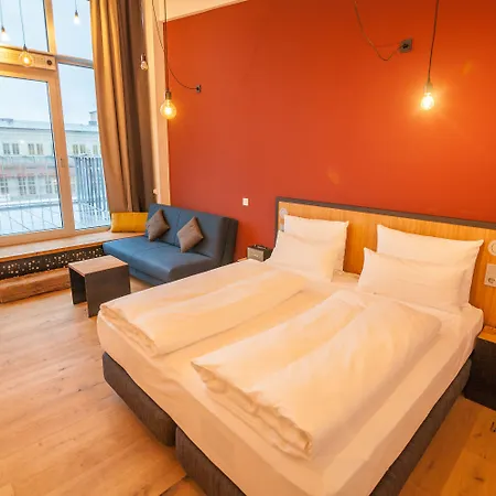 Hotel Staycity Centre 4*