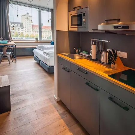 Aparthotel Staycity Centre 4*