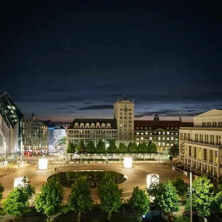 Staycity Centre Hotel