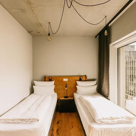 Staycity Centre Hotel
