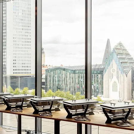 Staycity Centre Hotel