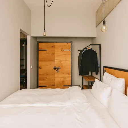 Staycity Centre Hotel