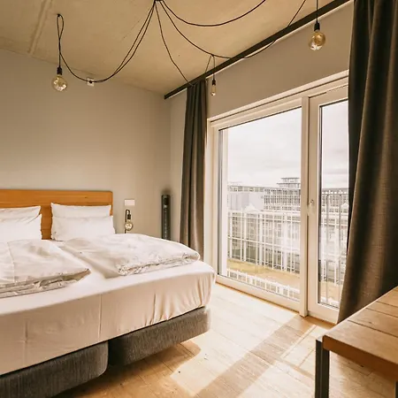 Staycity Centre Hotel 4*