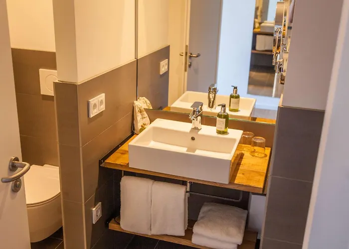 Staycity Centre Hotel 4*