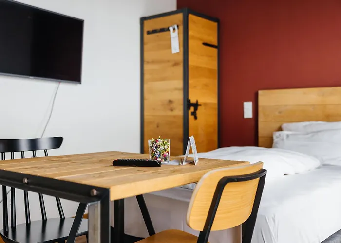 Staycity Centre Hotel 4*