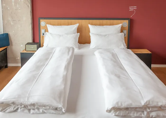 Staycity Centre Hotel