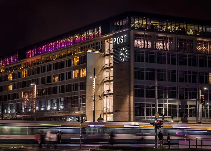 Staycity Centre Hotel 4*