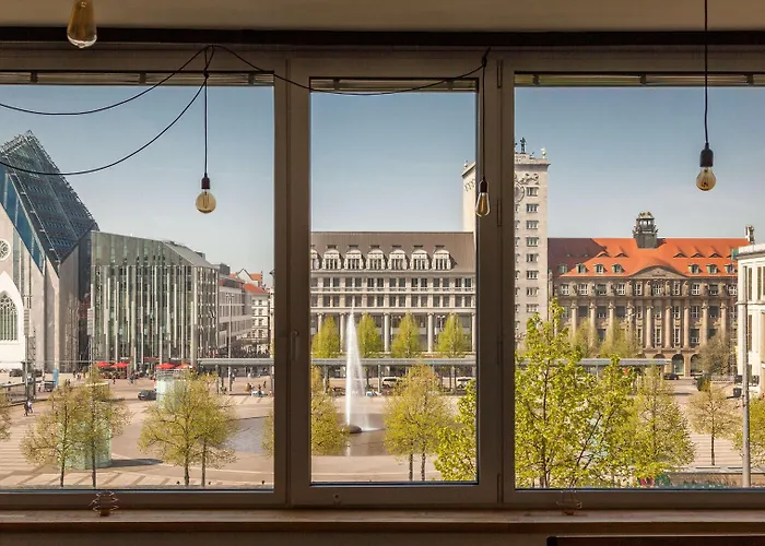 Staycity Centre Hotel 4*